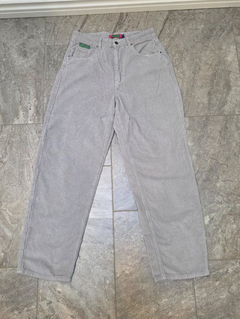 Empyre Tori Skate Pants Womens 11 Gray Corduroy High Rise Loose Fit Straight Leg
